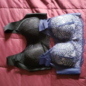 Luciana 2XL wireless bras, navy and black